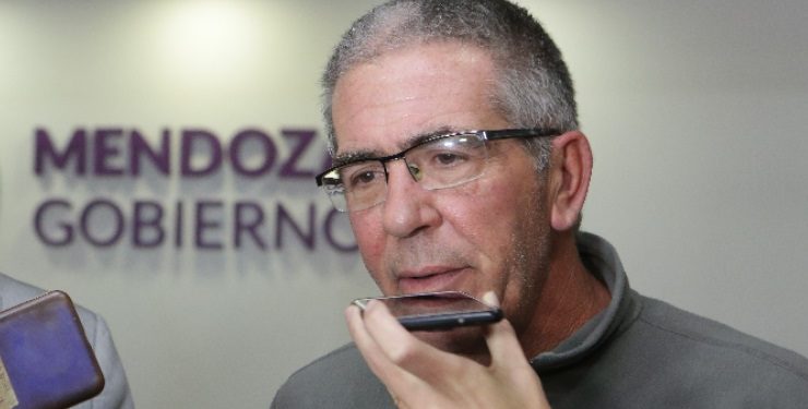 🤦🏻‍♀️ Federico Chiapetta refutó un tuit de Omar De Marchi… de hace más de tres meses