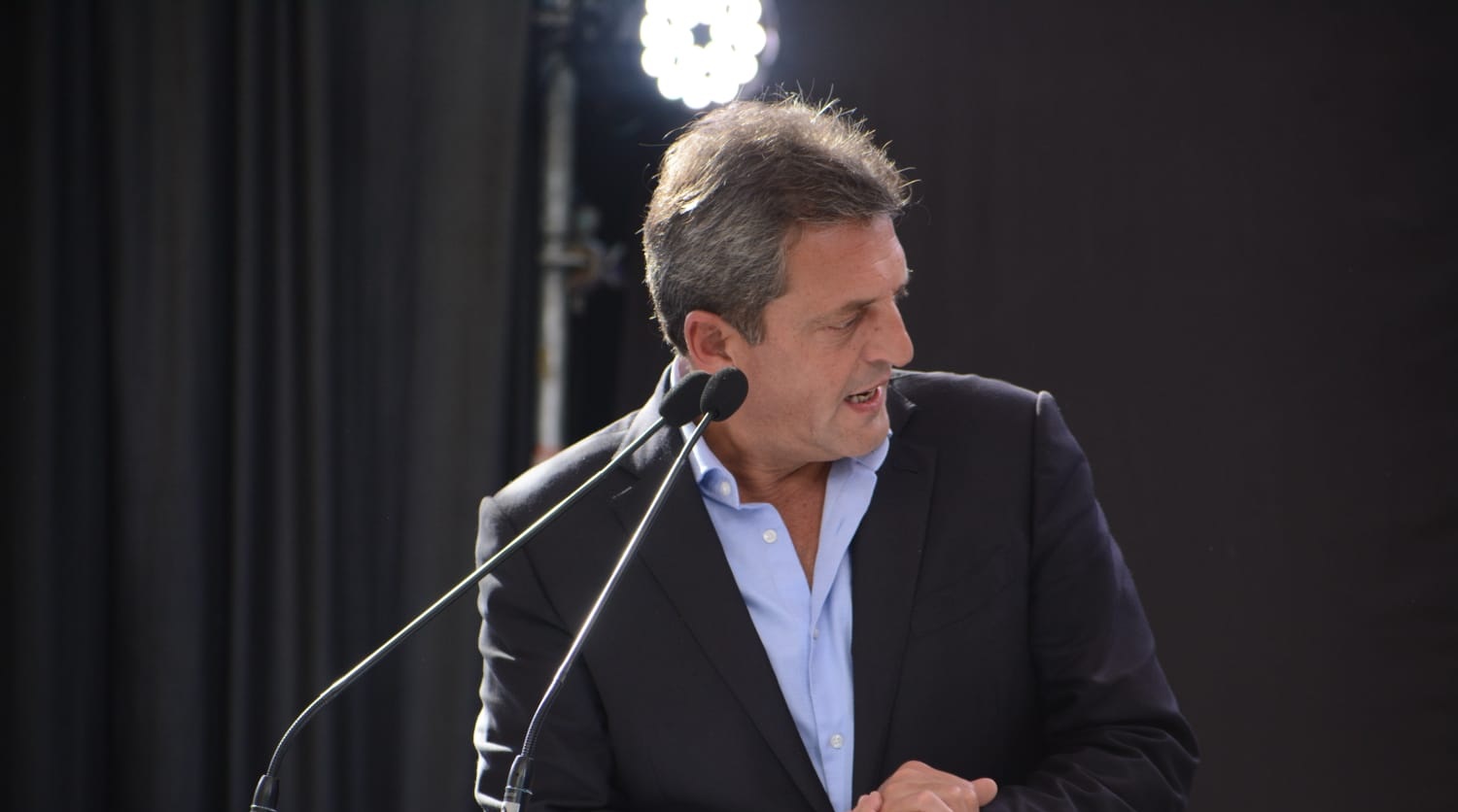 Massa en campaña: “Quiero que ese tren que llegó a Mendoza llegue a San Juan”