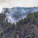 El perímetro del incendio en Tenerife, consolidado pero humeante y con puntos calientes>
