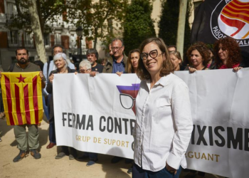 La diputada autonómica de la CUP Eulàlia Reguant deja el acta en el Parlament>