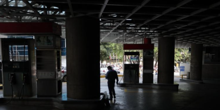 Canarias declara la emergencia energética para no quedarse de nuevo a oscuras>