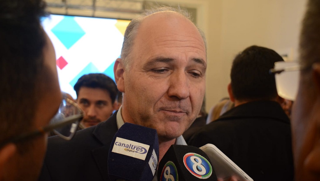 El mendocino Carmona denunció al Reino Unido por la “flagrante y permanente violación” en la disputa por Malvinas