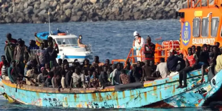 Escrivá informará a alcaldes y consejeros del dispositivo por la crisis migratoria tras las críticas del PP>