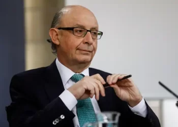 Hacienda investigó en 2017 a políticos y periodistas señalados por Montoro>