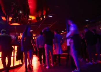 La Junta de Castilla y León tramita al año más de 100 actas por infracciones muy graves en bares, pubs y discotecas>