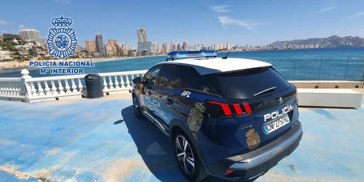 Las ‘vacaciones’ truncadas de un lituano en Benidorm buscado por la Policía en toda Europa>