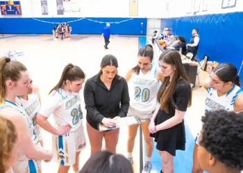 Madrid dispara la cifra de estudiantes becados que logran el sueño americano: «Mi hijo en España iba a la pública»>