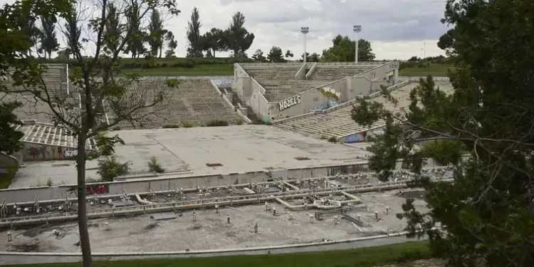 Nuevo intento para romper la maldición del auditorio Juan Carlos I tras quince años en ruinas>