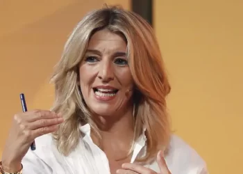 PSOE y Sumar cerca de cerrar el acuerdo para la jornada laboral de 37,5 horas>