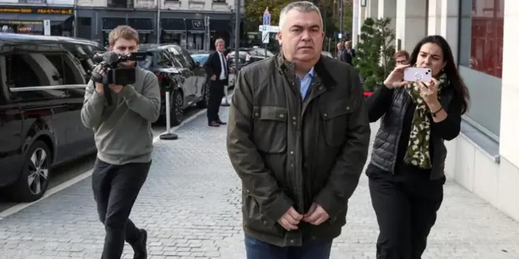 El frenazo de Puigdemont a la negociación tensa a La Moncloa>