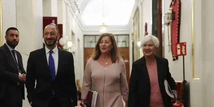 El nuevo letrado mayor del Congreso no ve ahora «palmaria y evidente» inconstitucionalidad en la ley de amnistía>