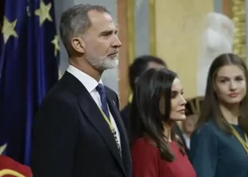 El Rey pide a los políticos «una España sólida y unida, sin divisiones ni enfrentamientos»>