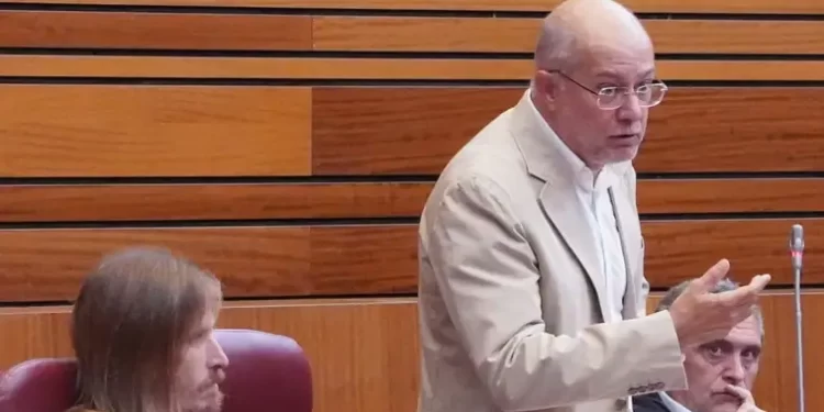 Igea recibe la carta de expulsión de Ciudadanos, que tampoco recurrirá>