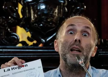 Jácome maniobra para amordazar a los medios críticos con su gestión en Orense>