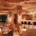 Jacqueline completa su oferta con un Champagne bar de acceso secreto>