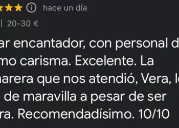 «La camarera nos atendió de maravilla a pesar de ser negra»: la inaudita reseña del cliente de un bar>