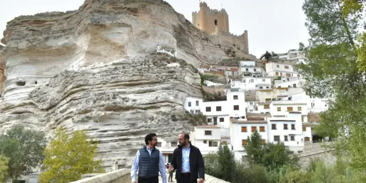 La Diputación de Albacete invierte en la mejora de infraestructuras municipales de Alcalá del Júcar>