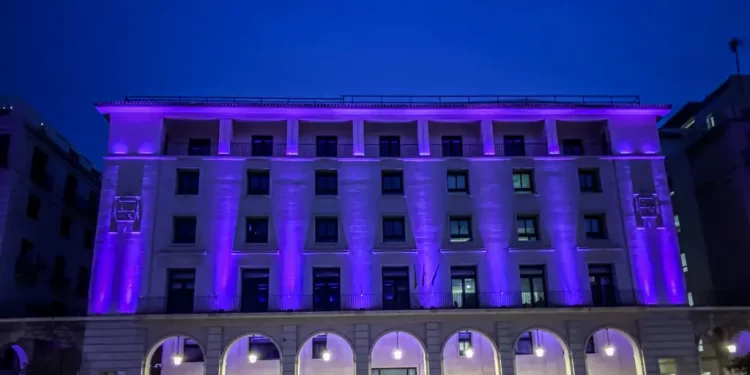 La Fiscalía pide cuatro años de cárcel para un abogado de Alicante por quedarse con el dinero que pagó el FOGASA a sus clientes>