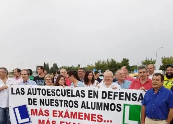 Las autoescuelas de Ciudad Real piden más pruebas y examinadores>