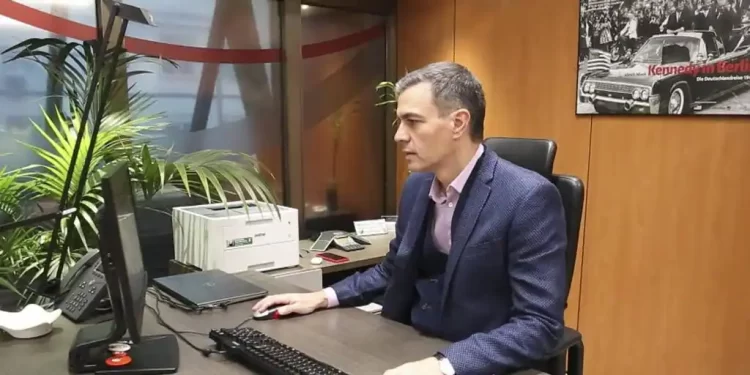 Las bases del PSOE refrendan el acuerdo de gobierno con Sumar, que no menciona la amnistía>