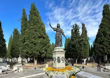 Concha Velasco descansará junto a Miguel Delibes y José Zorrilla>