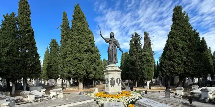 Concha Velasco descansará junto a Miguel Delibes y José Zorrilla>