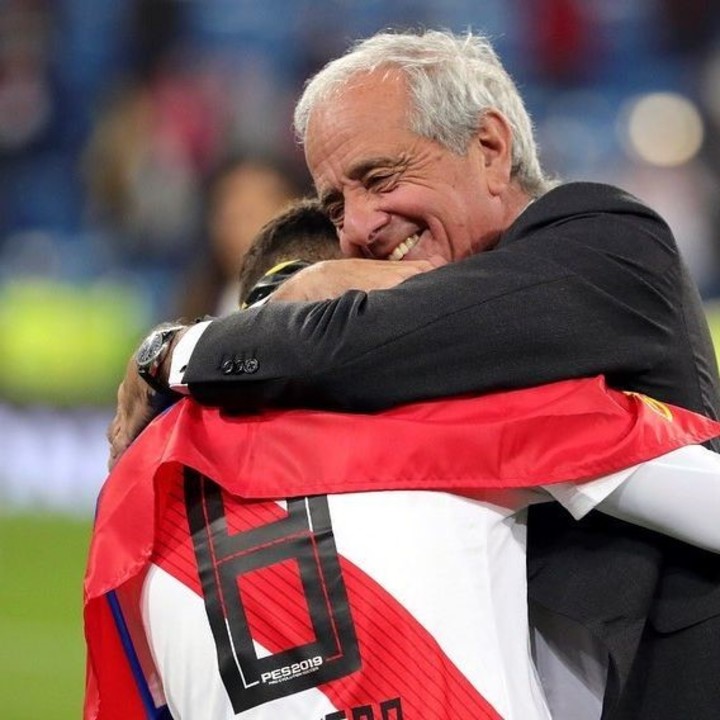 D'Onofrio y el emotivo abrazo con Juanfer en Madrid.