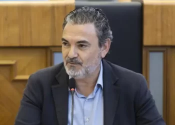 El alcalde socialista de Alfaz del Pi aplica por orden judicial una mejora a sus funcionarios municipales>