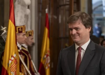 El letrado del Congreso que criticó la amnistía se rebela contra su «purga»>