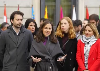 El PSOE aprueba a Podemos como interlocutor mientras Sumar habla de transfuguismo>