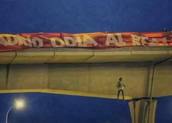 Fiscalía pide cuatro años de cárcel para los miembros del Frente Atlético que colgaron un muñeco de Vinicius>