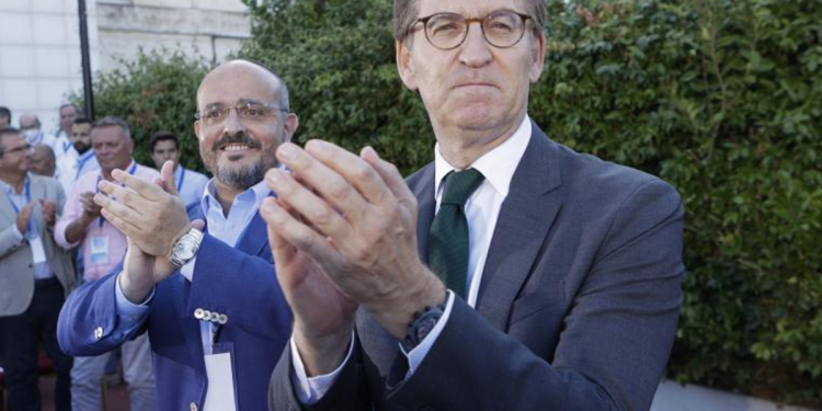 Génova evita el choque y Alejandro Fernández recupera terreno por la falta de alternativa>