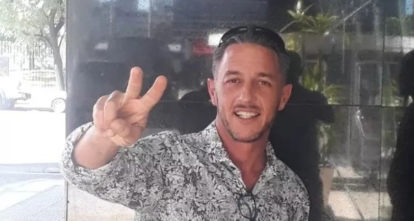 La Justicia pidió la detención del hombre que le tiró un botellazo a Javier Milei