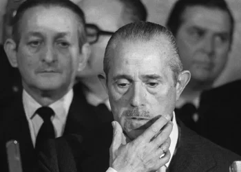 La sucesión de Carrero: ¿quién manda en España tras el magnicidio?>