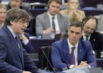 Pedro Sánchez: «Os vais a hartar de entrevistas con Puigdemont»>
