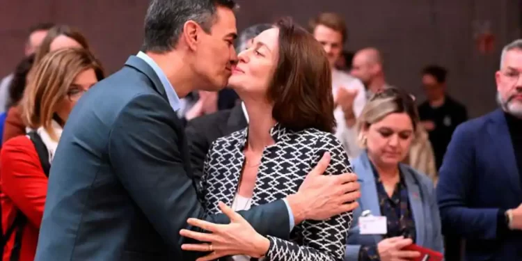 Sánchez recibe el apoyo a su amnistía de un SPD hundido en las encuestas>