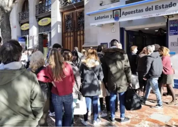 Un acertante de La Primitiva gana más de medio millón de euros en Valencia>