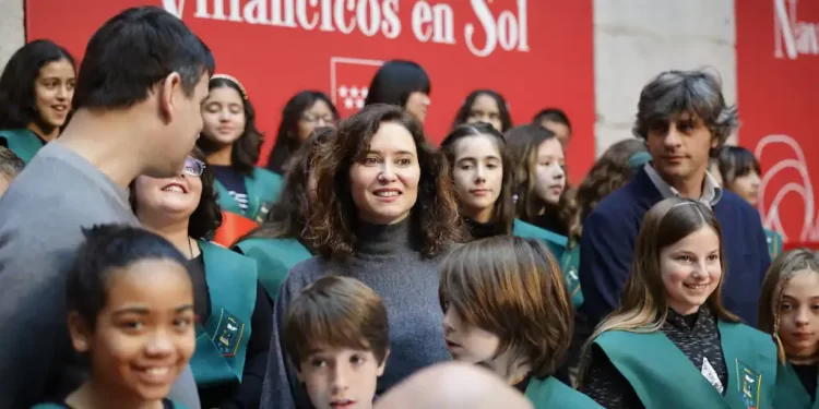 Un mes de villancicos con 1.850 voces en la Real Casa de Correos>