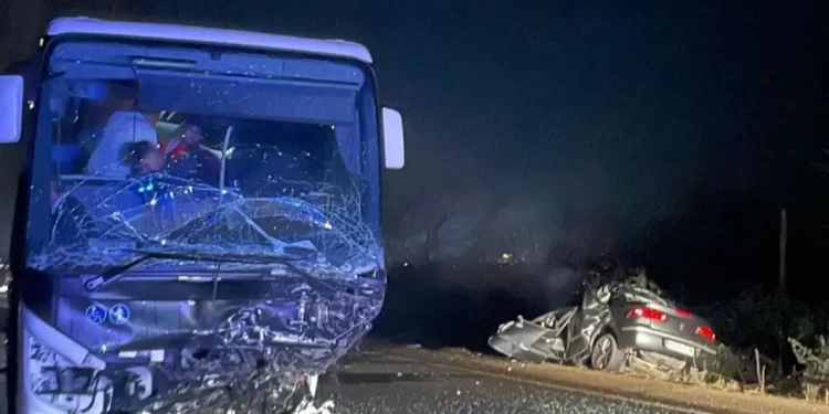 Un muerto en un accidente aéreo en Beteta y otro en una colisión de un coche y un autobús en Talavera de la Reina>