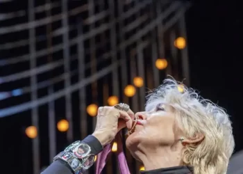 Valladolid llora la muerte de su ‘muchachita’ y decreta tres días de luto oficial>