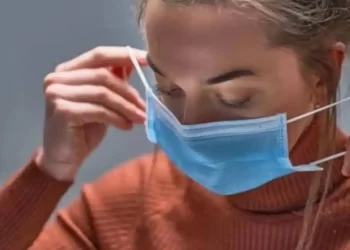 Castilla-La Mancha descarta que la mascarilla sea obligatoria en centros de salud y hospitales>