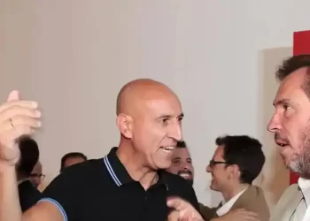 El alcalde de León espera que el Gobierno dé «los pasos necesarios» y no tenga que pedir el cese de Puente>