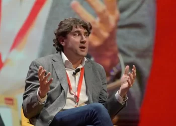 El PNV acusa a los socialistas de dejar «siempre la puerta abierta» a pactar con Bildu en el Gobierno vasco>