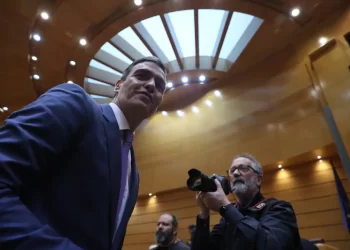 El PSOE acusa al PP de promover un «Estado de excepción permanente» en el documento político de su convención>