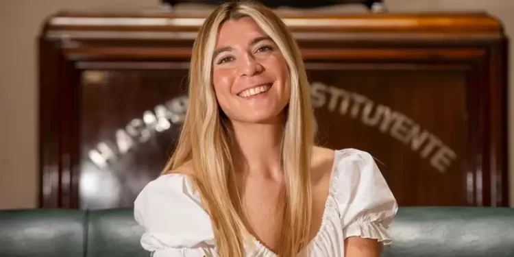 Escándalo por una diputada radical de Mendoza que faltó a la primera sesión del año por estar de vacaciones