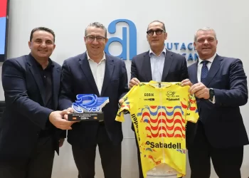 La 75ª Volta Ciclista a la Comunitat Valenciana llega en febrero a la provincia con el respaldo de la Diputación>