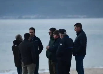 La Xunta acusa al Gobierno de conocer el vertido de plástico desde diciembre>