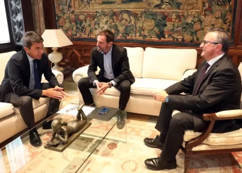 Mazón se reúne con los promotores inmobiliarios de Alicante en un contexto de expansión del sector>