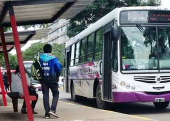 Paro de colectivos: nuevo reclamo de la UTA deja sin servicios a los usuarios, ¿qué líneas paran?