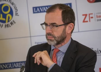 Sentir general positivo del Gobierno hacia Villarino: «El veto que le aplicó Albares solo le concierne a él»>